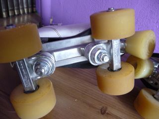 Patines 4 ruedas talla 33