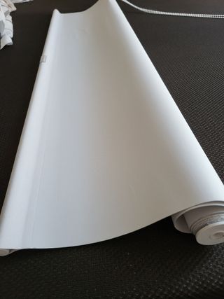 Estor enrollable opaco blanco 75cm