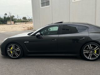 Porsche Panamera 2012