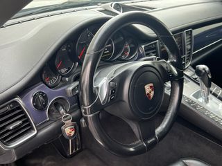 Porsche Panamera 2012