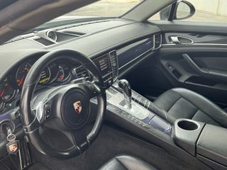 Porsche Panamera 2012