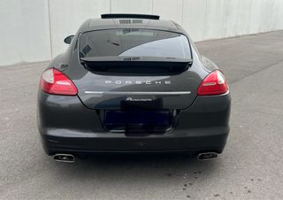 Porsche Panamera 2012