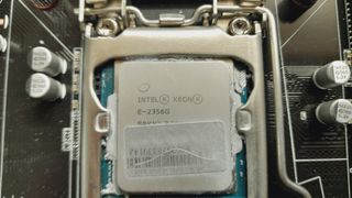 Xeon E-2356G 6 core 3.2