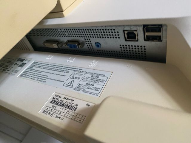 Monitor nec 24 pulgadas