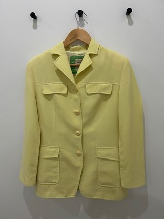 Traje Amichi talla 38. 40