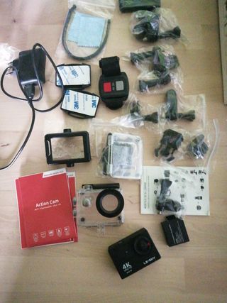 Cámara waterproof 30 wifi 4k