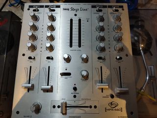 Mesa de mezclas IMG Stage Line MPX-460
