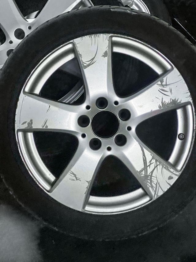 Mercedes Jantes originais 17" / Pneus 225 45 R17