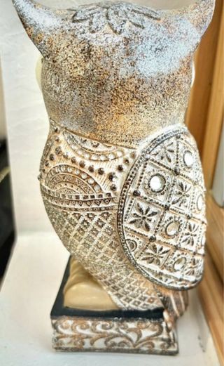 Figuras de búho brillantes
