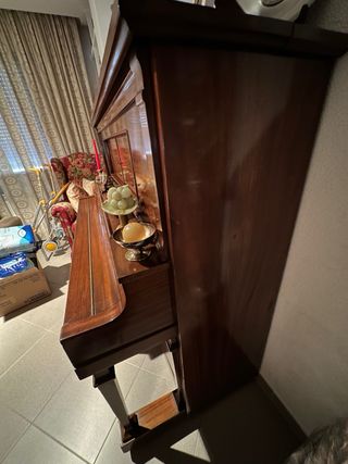 Piano pianola antiguo  ( precio negociable)
