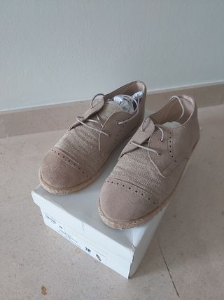 Zapatos para niño de comunión.