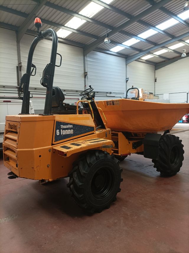 Dumpers Thwaites 6000 kgs