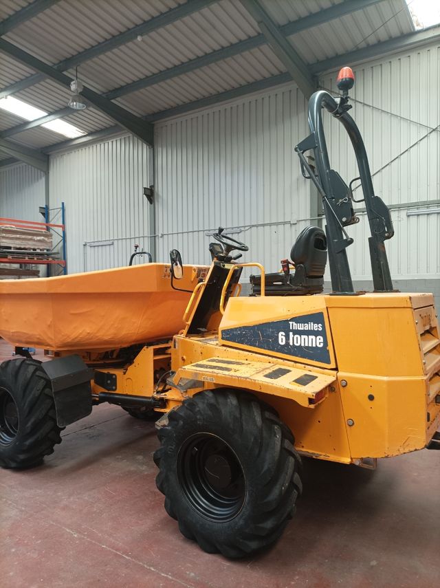 Dumpers Thwaites 6000 kgs