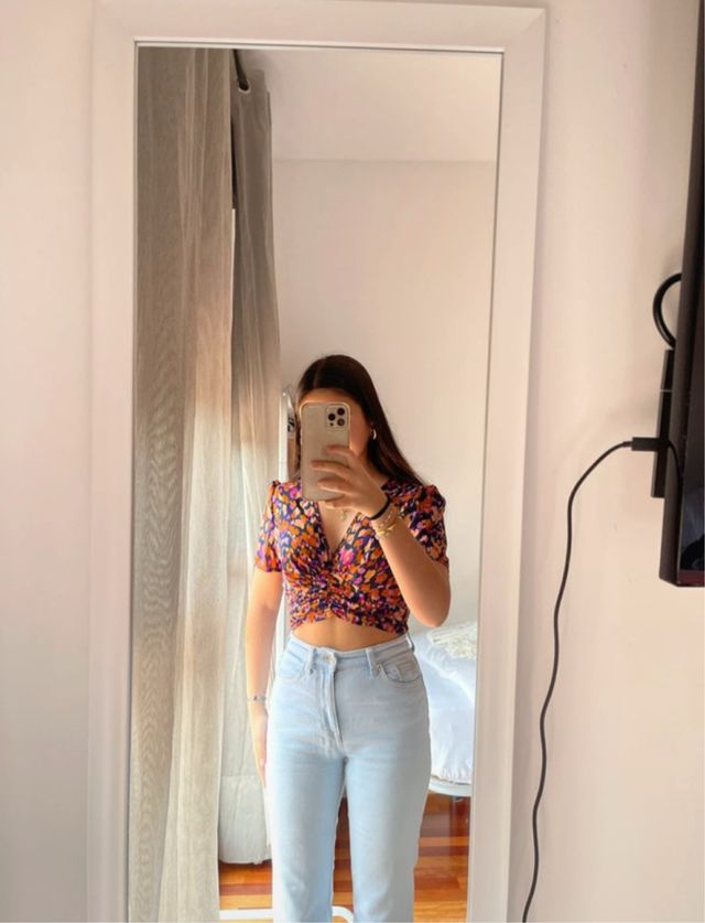 Top crop estampado vibrante  estilo boho Tall