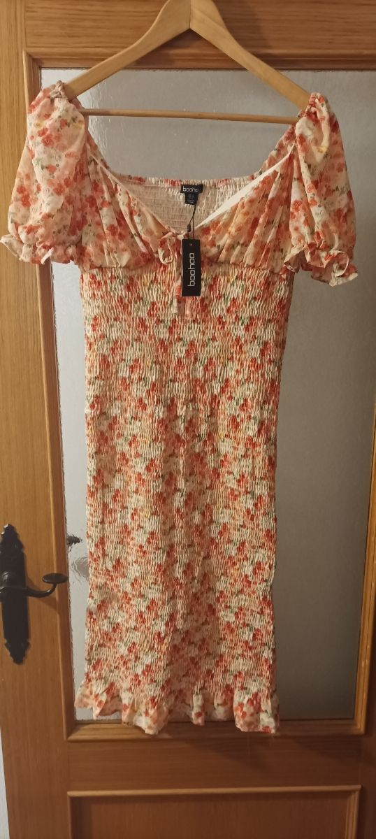 Vestido boohoo de embarazada talla 38