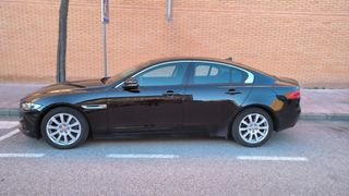Jaguar XE 180 cv. Automático