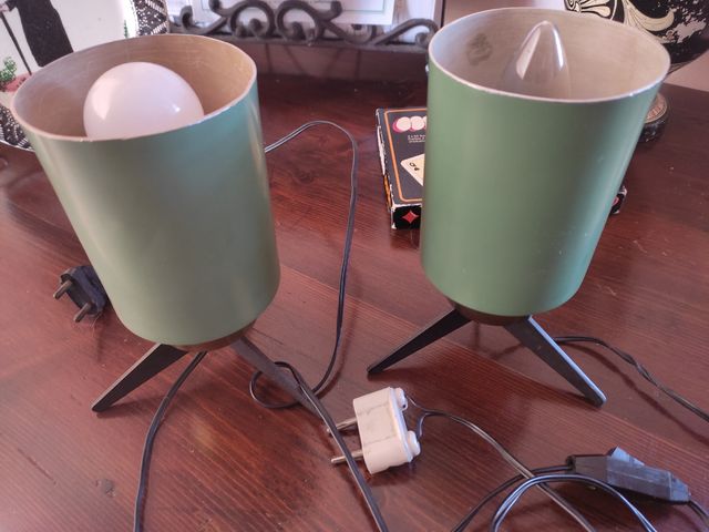 Lampade da tavolo tripode