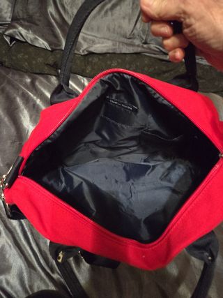 Bolso femenina, roza y azul de onbro.