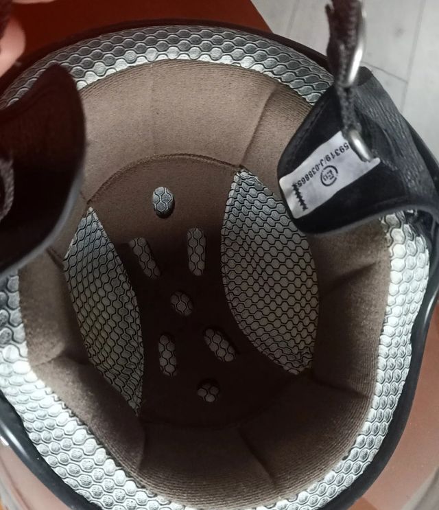 Casco jet AXO con imbottitura estraibile