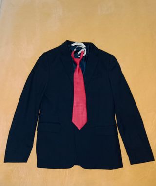 Traje de niño azul marino