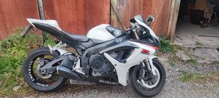 Despiece de Suzuki GSXR k7 K6 de 600cc