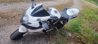 Despiece de Suzuki GSXR k7 K6 de 600cc