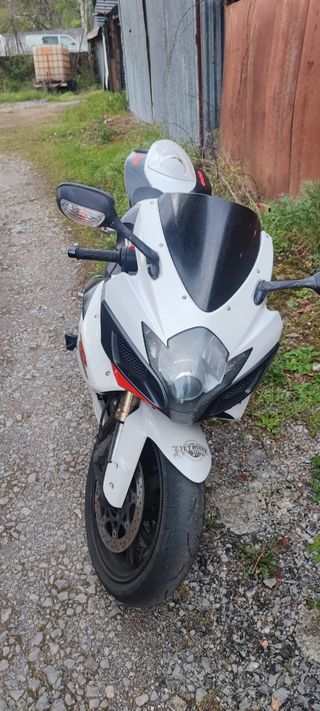 Despiece de Suzuki GSXR k7 K6 de 600cc