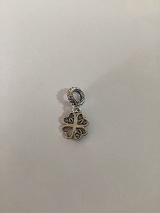 Charm Trébol Luck