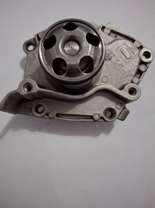 Bomba de agua Nissan Primastar