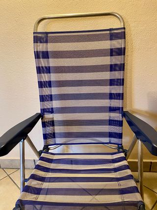 Silla plegable para la playa de rayas