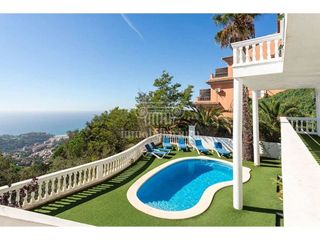 Chalet en venta en Roca Grossa - Serra Brava en Lloret de Mar