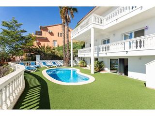 Chalet en venta en Roca Grossa - Serra Brava en Lloret de Mar