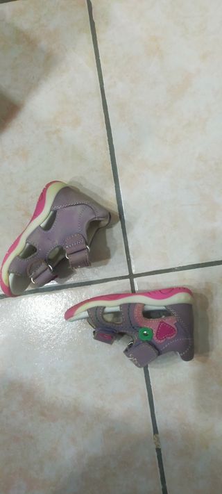 Scarpe bambina numero19