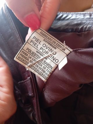 Pantalón mujer piel marrón oscuro