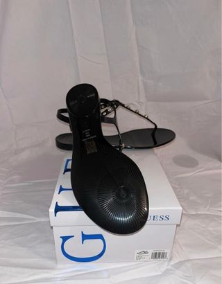 Sandalias de verano Guess