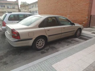 Volvo S80 2001