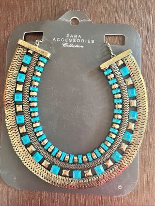Collar Zara