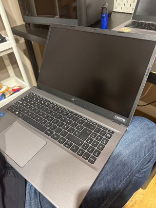 Portátil  ACER EX2155557BQ 156 " FullHD y