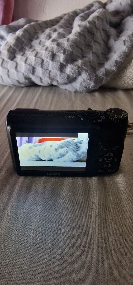 Câmera HD Canon a2200