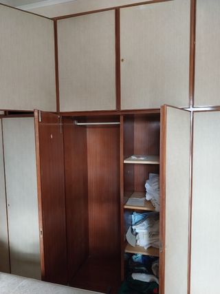 Armadio guardaroba in legno a 6 ante