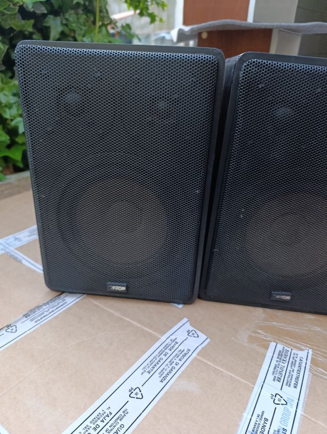 Casse acustiche Canton