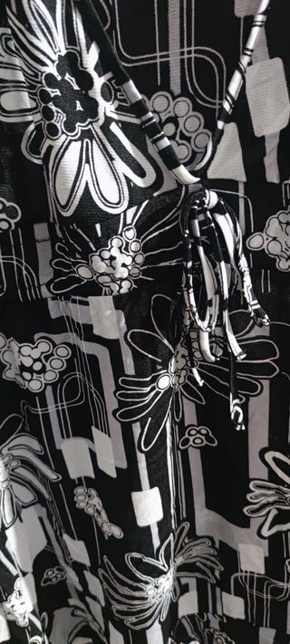 Blusa negra mujer T40