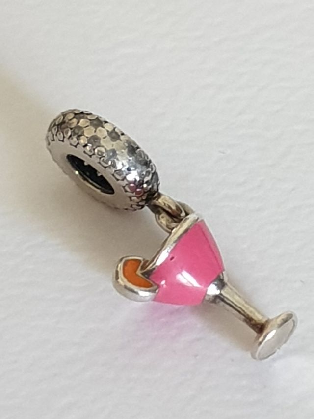 Charm Pandora cocktail