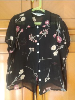 Blusa sin mangas Affiniti semitransparente