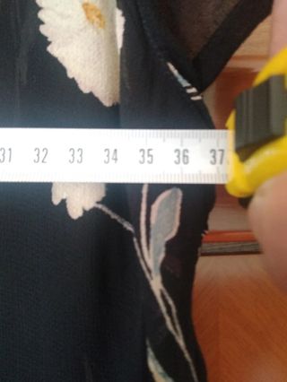 Blusa sin mangas Affiniti semitransparente