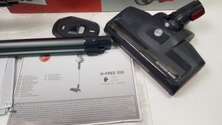 Aspiradora Escoba sin Cable y de Mano Hoover H-FR