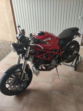 Ducati Monster S4R