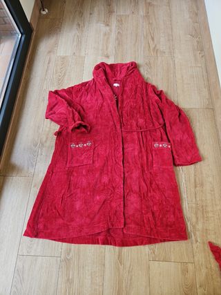 Bata albornoz mujer 3xl. Marca enfasis