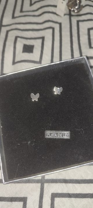 Pendiente de mariposa plata
