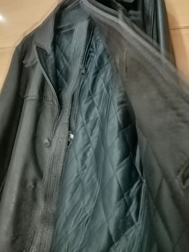 Chaquetón de caballero de cuero